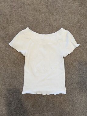 Off-Shoulder White Ribbed Short Sleeve Top